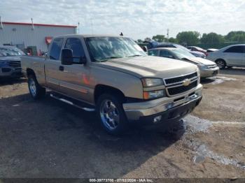  Salvage Chevrolet Silverado 1500