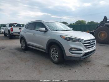  Salvage Hyundai TUCSON