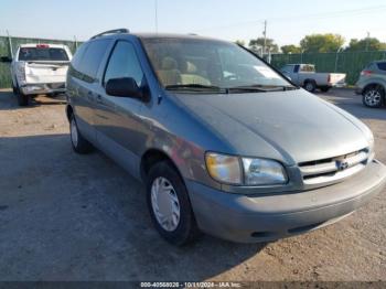  Salvage Toyota Sienna