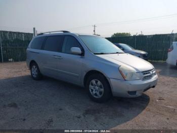  Salvage Kia Sedona