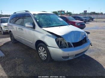  Salvage Kia Sedona