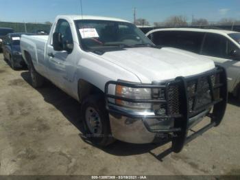  Salvage Chevrolet Silverado 2500