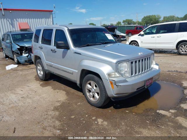  Salvage Jeep Liberty