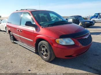  Salvage Chrysler Town & Country