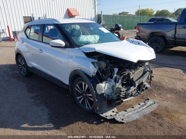  Salvage Nissan Kicks