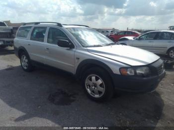  Salvage Volvo V70