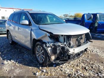  Salvage Nissan Pathfinder