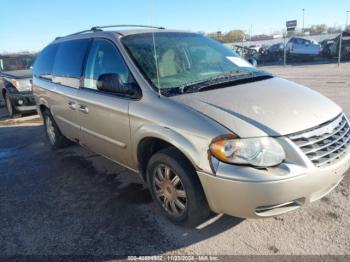  Salvage Chrysler Town & Country