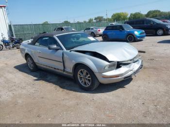  Salvage Ford Mustang