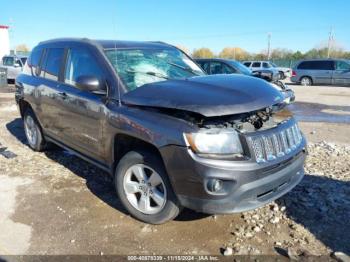  Salvage Jeep Compass