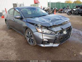  Salvage Nissan Altima