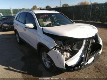  Salvage Kia Sorento