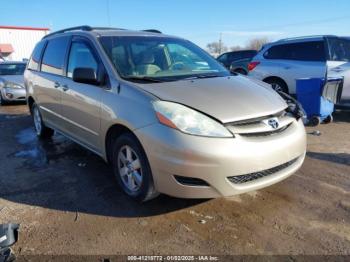  Salvage Toyota Sienna