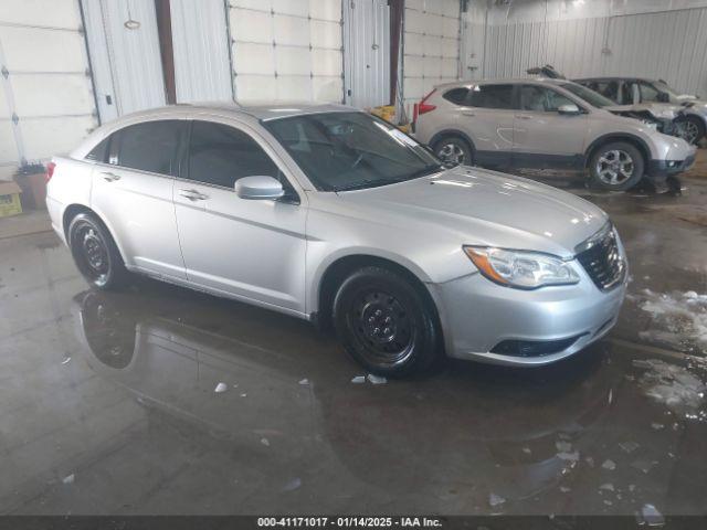  Salvage Chrysler 200