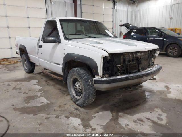  Salvage Chevrolet K2500