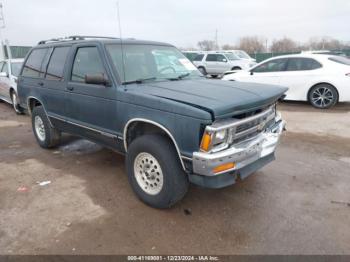  Salvage Chevrolet Blazer