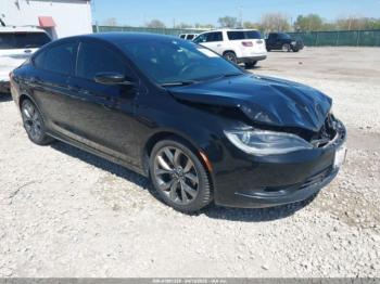  Salvage Chrysler 200