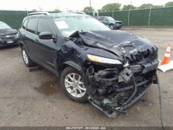  Salvage Jeep Cherokee