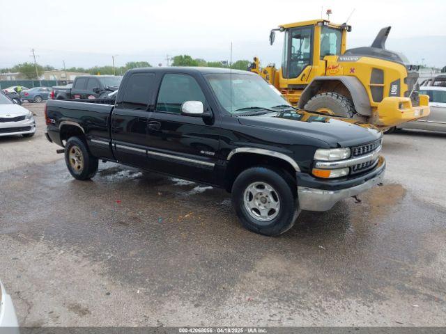  Salvage Chevrolet Silverado 1500