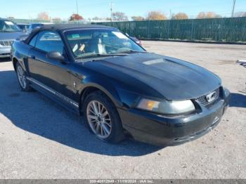  Salvage Ford Mustang
