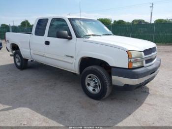  Salvage Chevrolet Silverado 2500