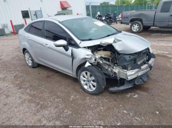  Salvage Ford Fiesta