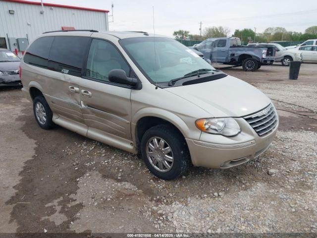  Salvage Chrysler Town & Country