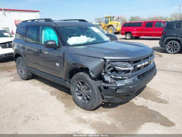  Salvage Ford Bronco