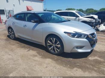  Salvage Nissan Maxima