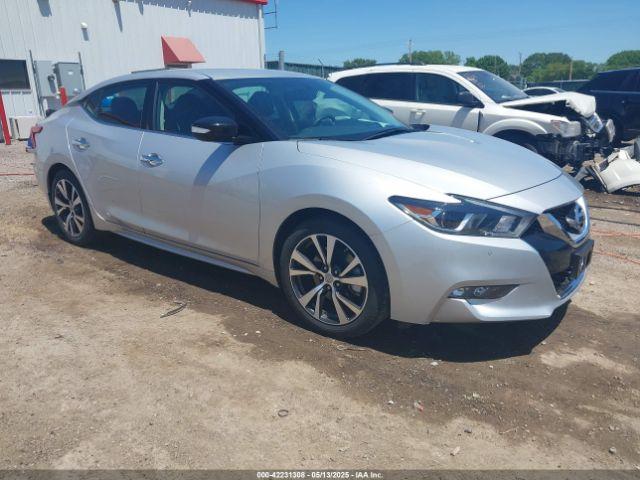  Salvage Nissan Maxima