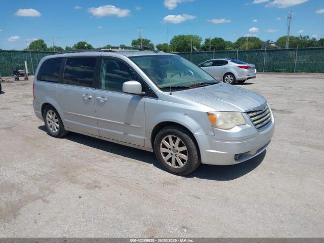  Salvage Chrysler Town & Country
