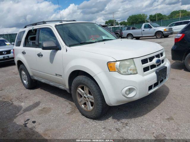  Salvage Ford Escape