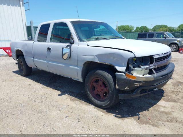  Salvage Chevrolet Silverado 1500