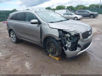  Salvage Kia Sorento
