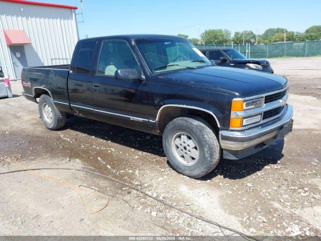  Salvage Chevrolet Gmt