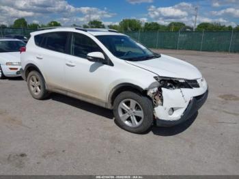  Salvage Toyota RAV4