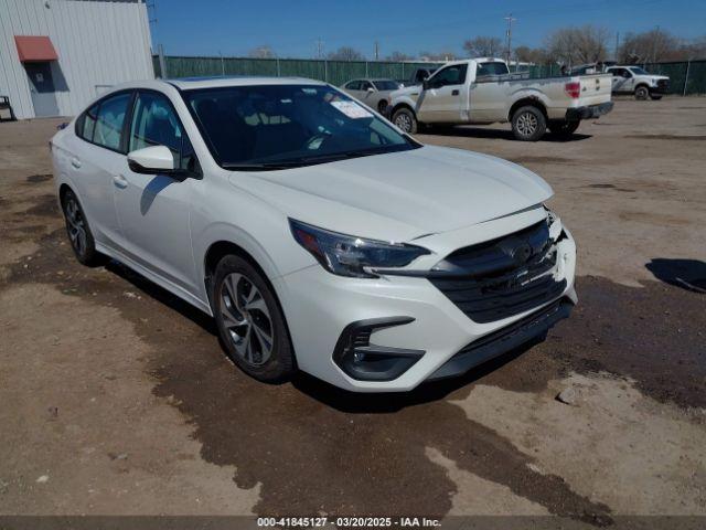  Salvage Subaru Legacy