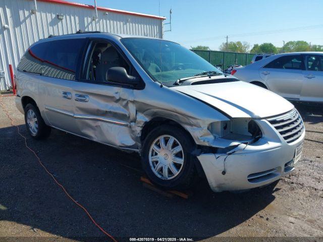  Salvage Chrysler Town & Country