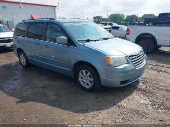  Salvage Chrysler Town & Country