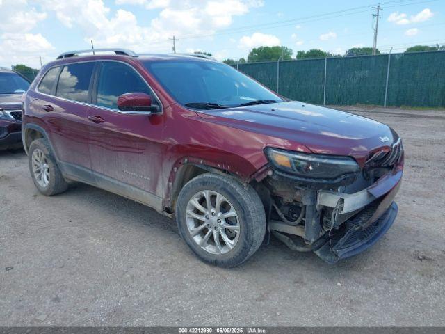  Salvage Jeep Cherokee