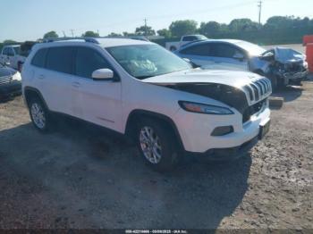  Salvage Jeep Cherokee