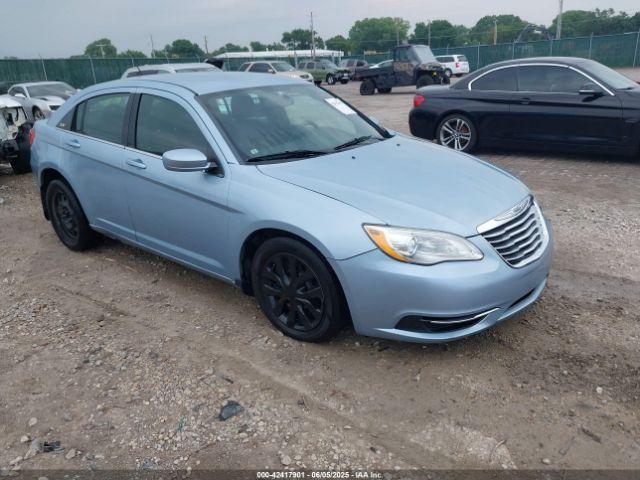  Salvage Chrysler 200