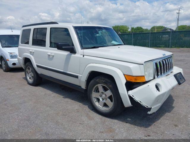  Salvage Jeep Commander