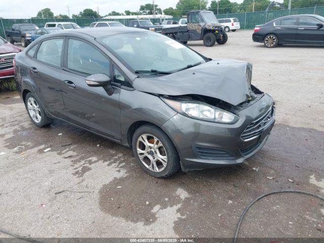  Salvage Ford Fiesta