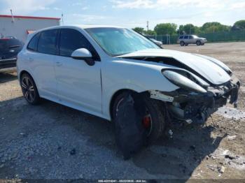  Salvage Porsche Cayenne