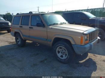  Salvage Jeep Cherokee