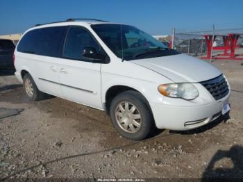  Salvage Chrysler Town & Country