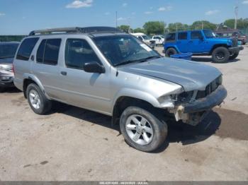  Salvage Nissan Pathfinder