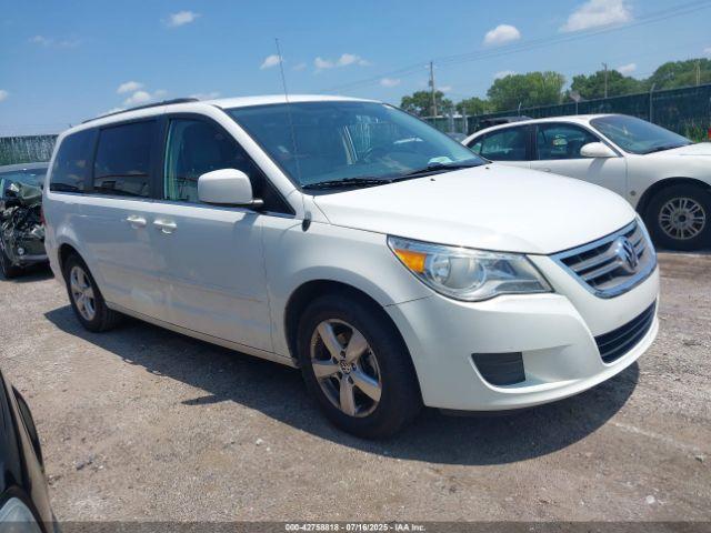  Salvage Volkswagen Routan