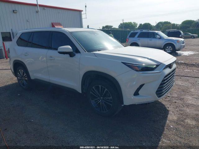  Salvage Toyota Grand Highlander